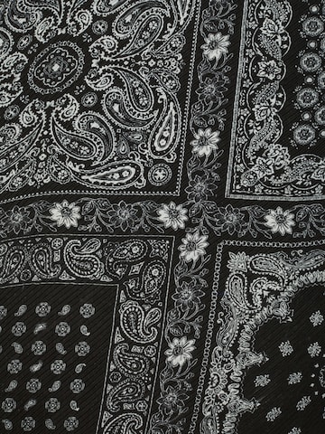 NALì Tuch in Schwarz