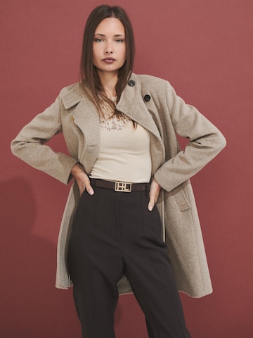 HANNIBAL LAGUNA COLLECTION Outdoormantel 'Women’s coat with a funnel neck and button fastening'‌ in Beige