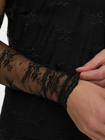 NÜMPH Tričko 'NUNATALIA' – černá