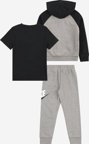 Nike Sportswear Set - Sivá