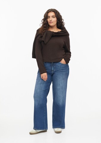 T-shirt s.Oliver CURVE en marron : devant