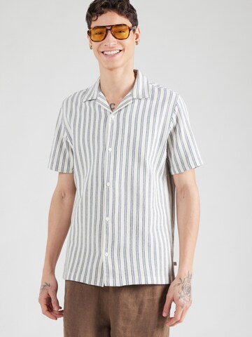 Coupe regular Chemise QS en blanc : devant