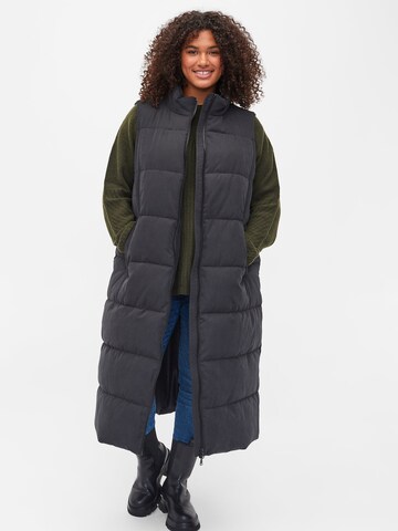 Zizzi Vest 'PEACHY' i sort: forside