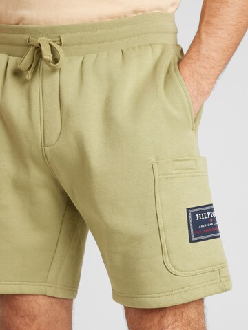 TOMMY HILFIGER - Regular Calças em verde