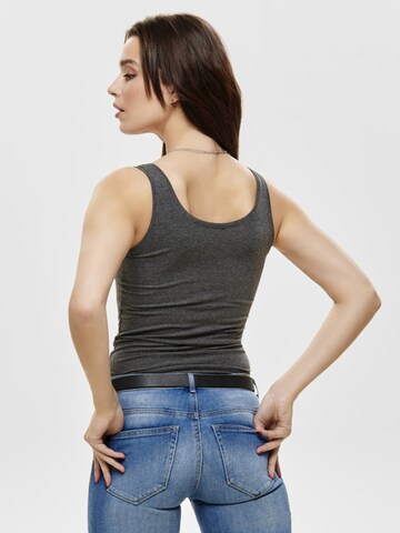 ONLY Top in Grey