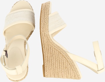 TOMMY HILFIGER Sandale in Beige