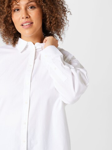 Camicia da donna 'MINSA' di ONLY Carmakoma in bianco