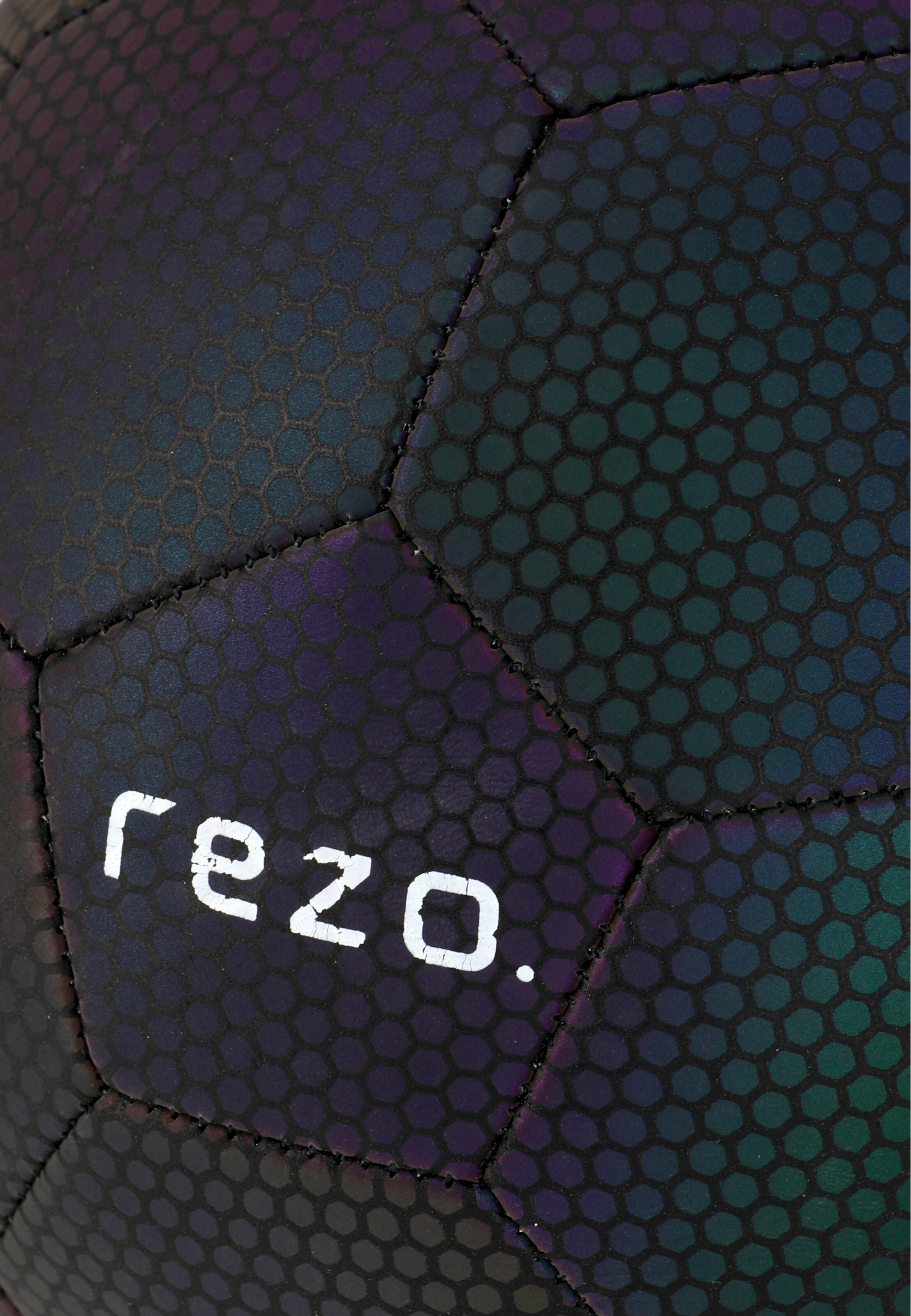 Rezo Bal in Rood