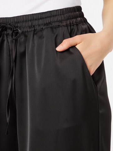 Love & Divine Wide Leg Hose in Schwarz