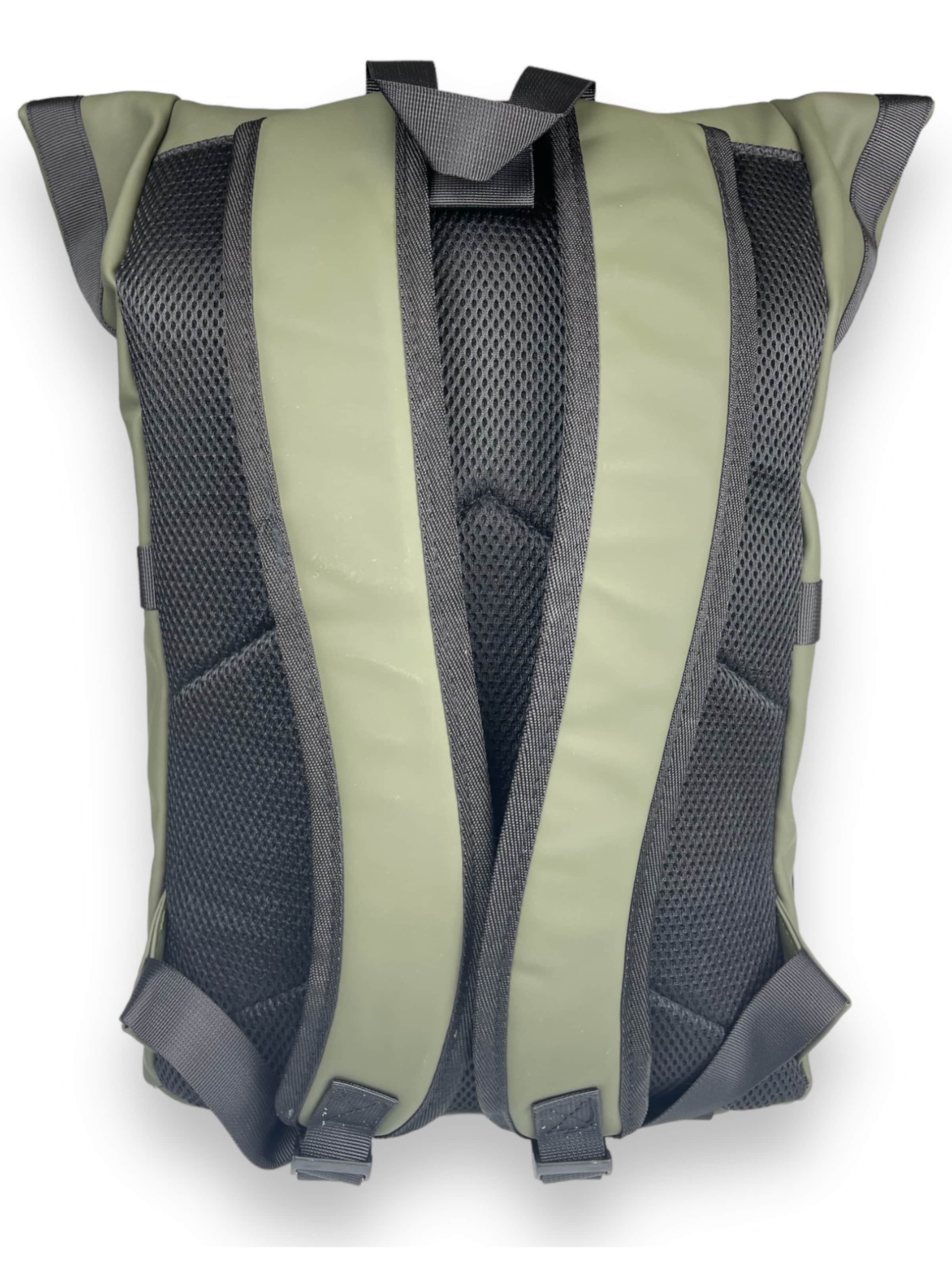 Kumixi Backpack in Green