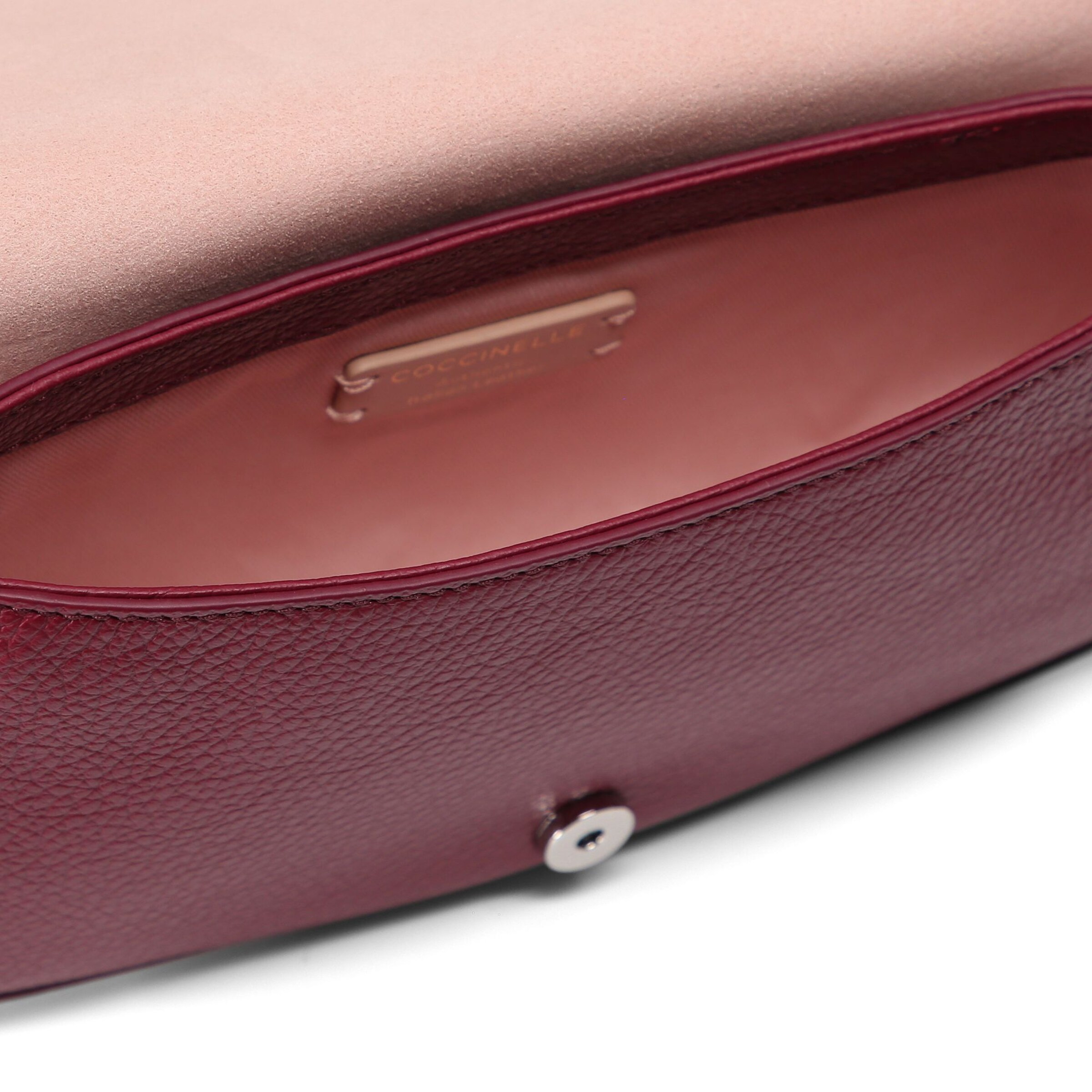 Coccinelle Schultertasche 'Myrtha' in Rot