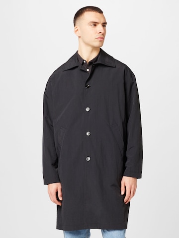 WEEKDAY Between-Seasons Coat 'Matty' in Black: front