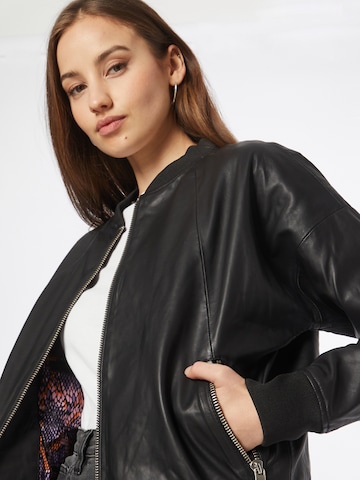 Maze Between-season jacket in Black