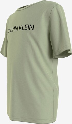 Tricou de la Calvin Klein Jeans pe verde