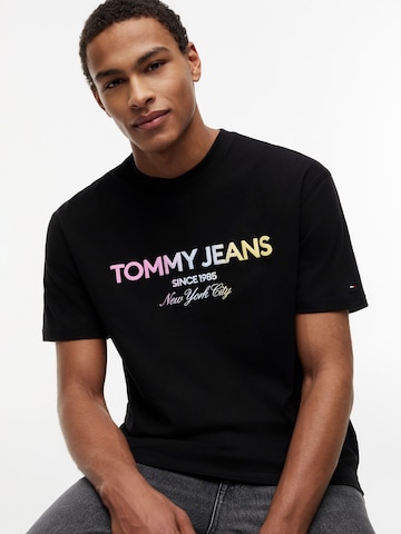 Tommy Jeans Paita 'NEW CLASSICS' värissä musta