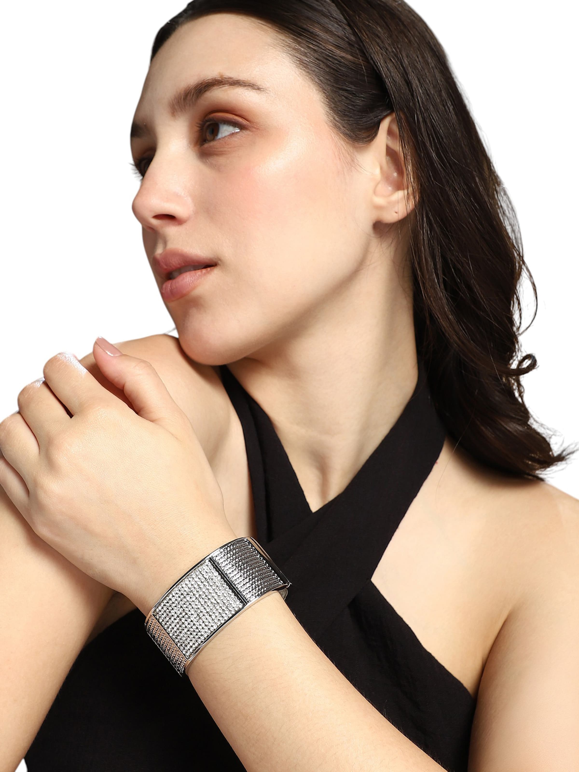 SOHI Zapestnica 'Aarvi' | srebrna barva: sprednja stran