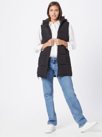 Noisy may Vest 'AURORA' i sort