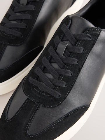 Next Sneakers laag in Zwart