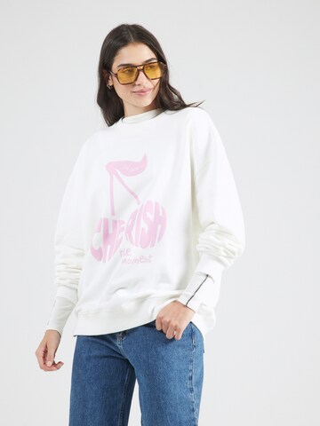 Felpa 'Cherish Moment' di OH APRIL in bianco: frontale