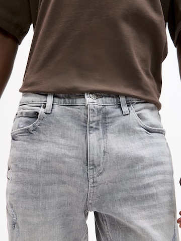 Pull&Bear Skinny Farkut värissä harmaa