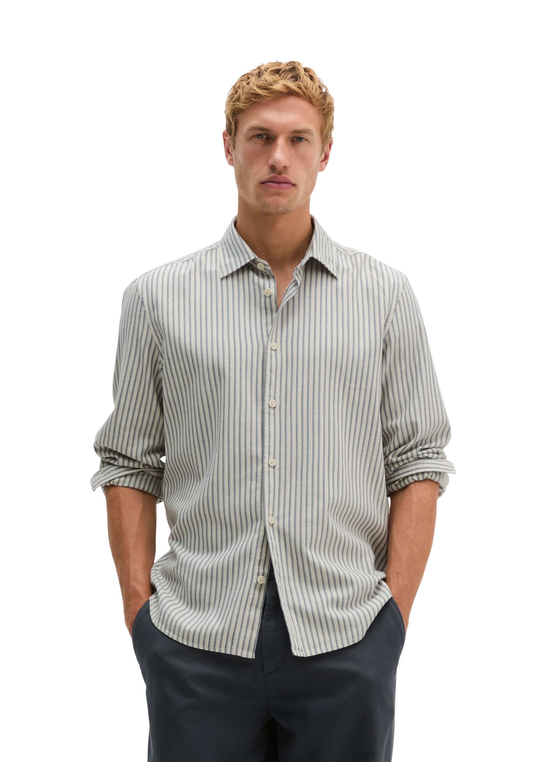 Marc O'Polo Regular fit Button Up Shirt in White: front