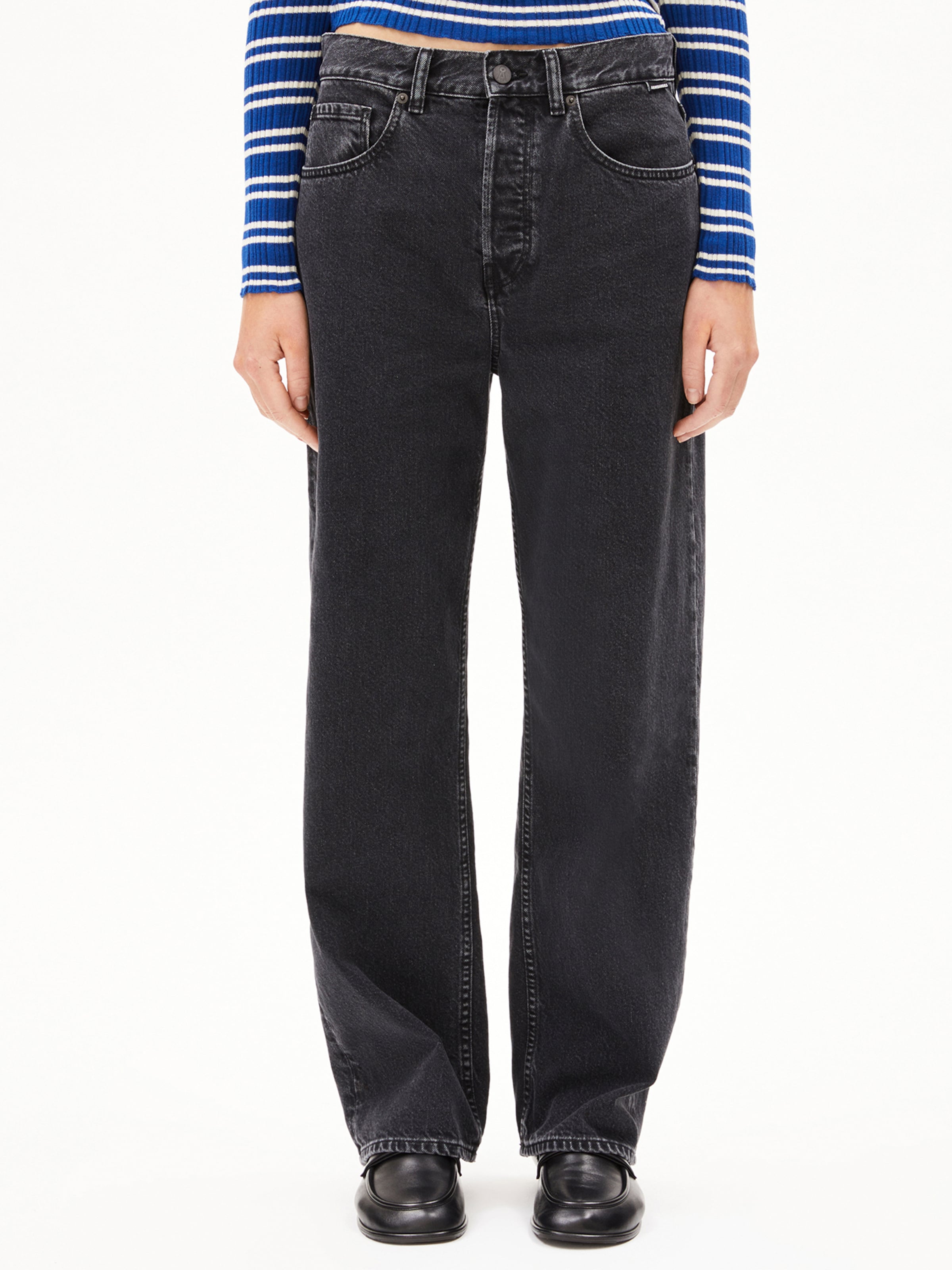 ARMEDANGELSLoosefit Traperice 'Haayi' - crna boja: prednji dio