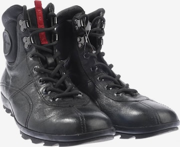PRADA Stiefeletten 41,5 in Schwarz: Vorderseite