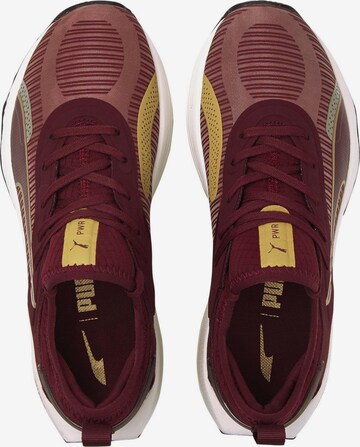 Chaussure de sport PUMA en violet