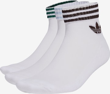 ADIDAS ORIGINALS Socks in White: front