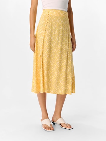 OBJECT - Falda en amarillo: frente