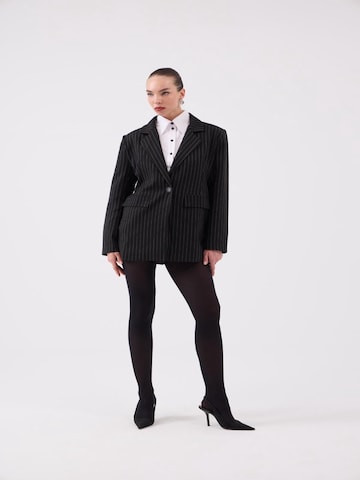 HOLLY LOLLY Blazer in Schwarz