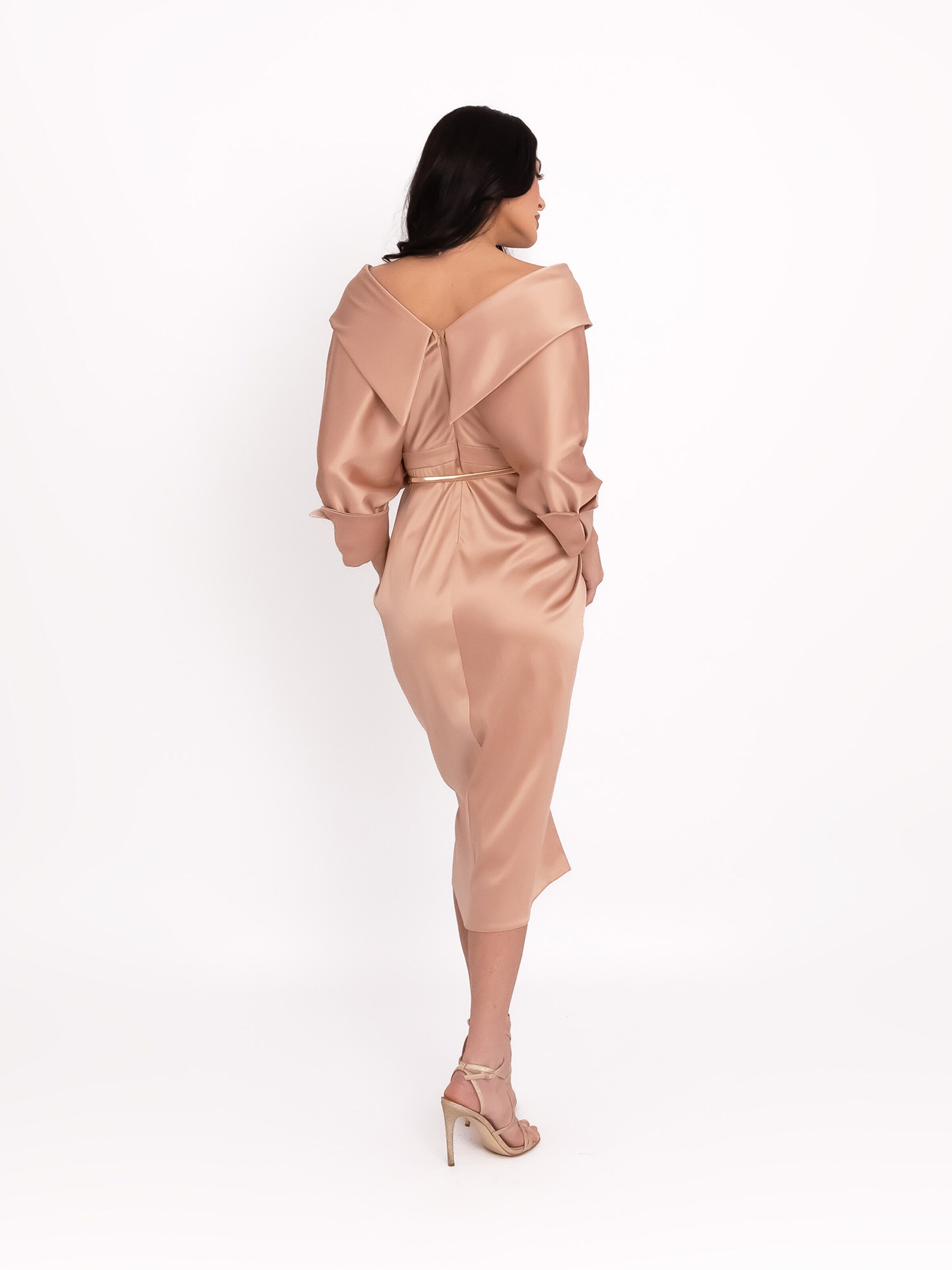 acob a porter Festkjole i beige