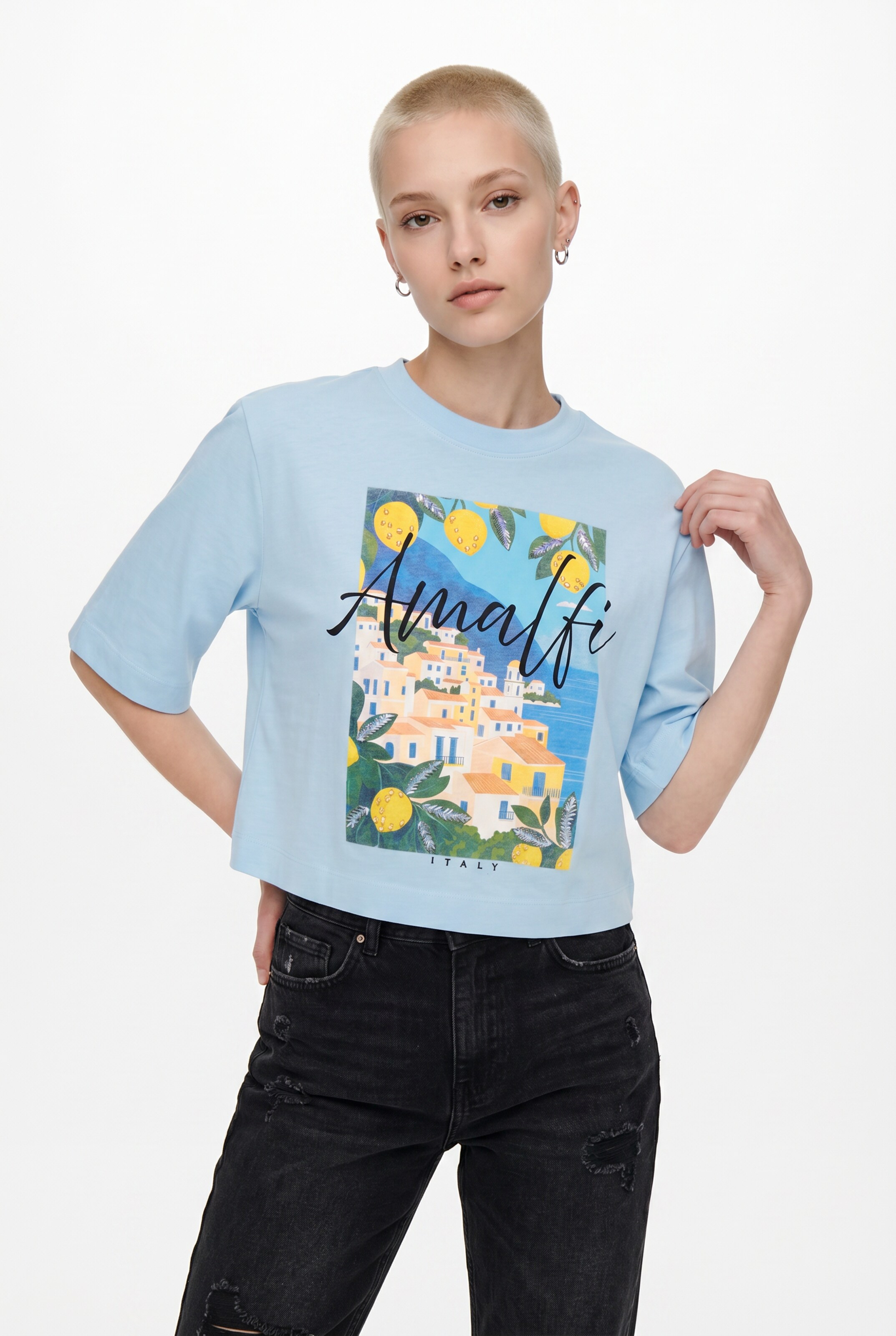 ONLY Shirt in Blue: front