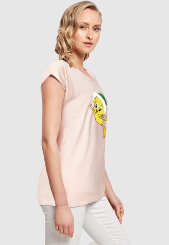 ABSOLUTE CULT Shirt 'Looney Tunes - Tweety Christmas Hat' in Roze