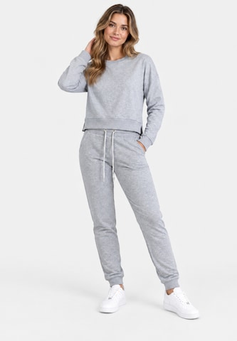 Elara Set in Grey