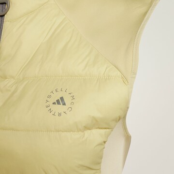 ADIDAS BY STELLA MCCARTNEY Sportbodywarmer 'TrueNature' in Geel