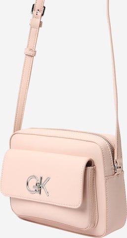 Sac à bandoulière Calvin Klein en rose : devant