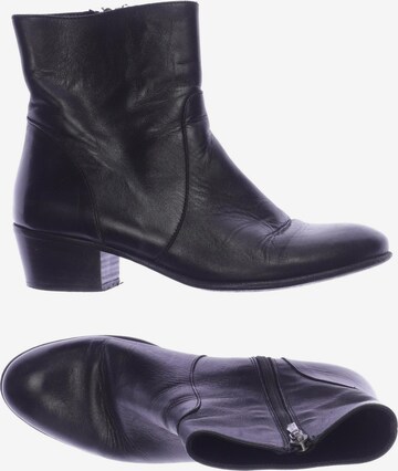 Baldinini Dress Boots in 37 in Black: front