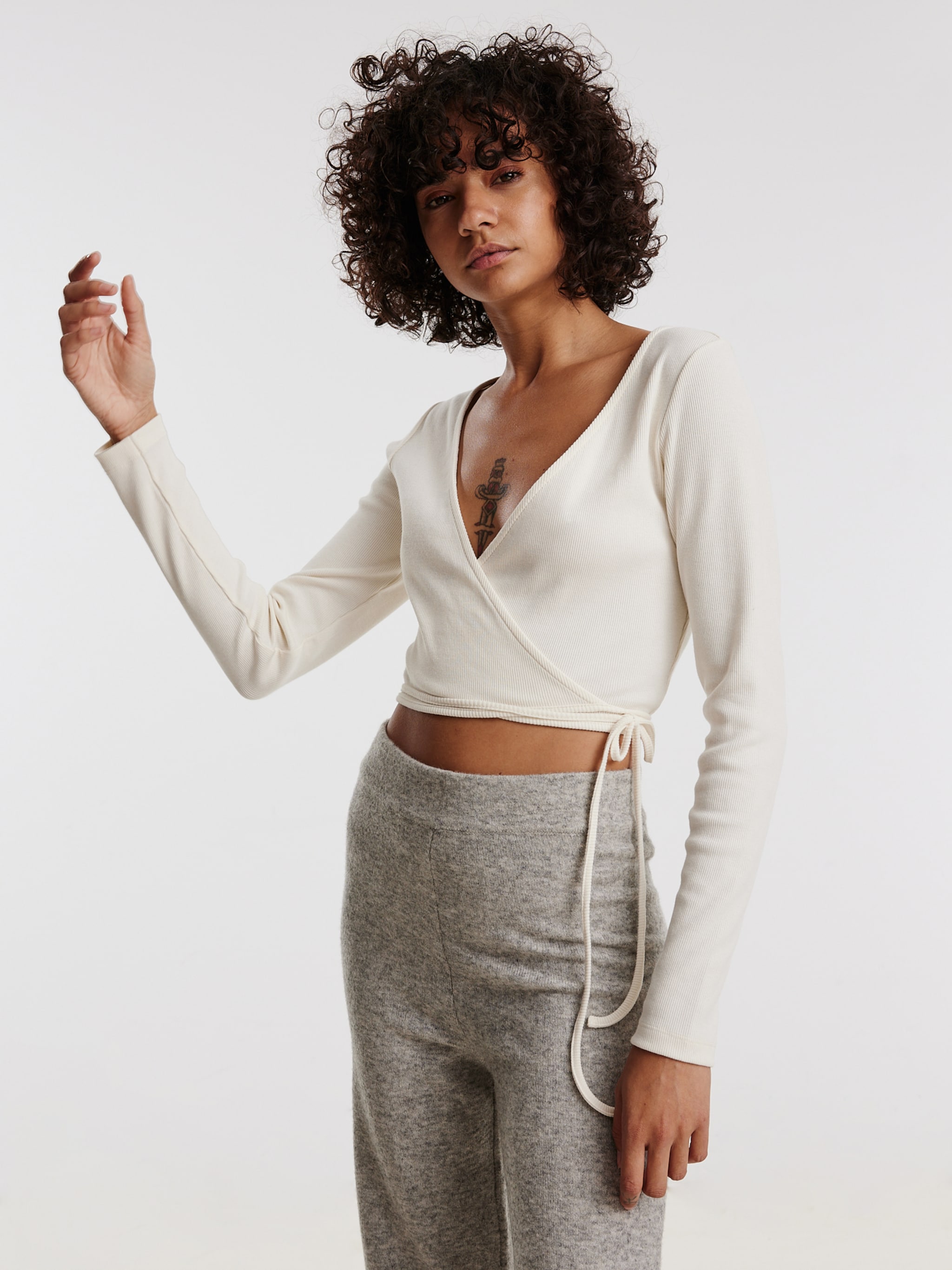 EDITED Produits T-shirt 'Theodora' beige