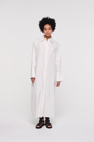 Robe-chemise 'Heloise' Aligne en blanc : devant