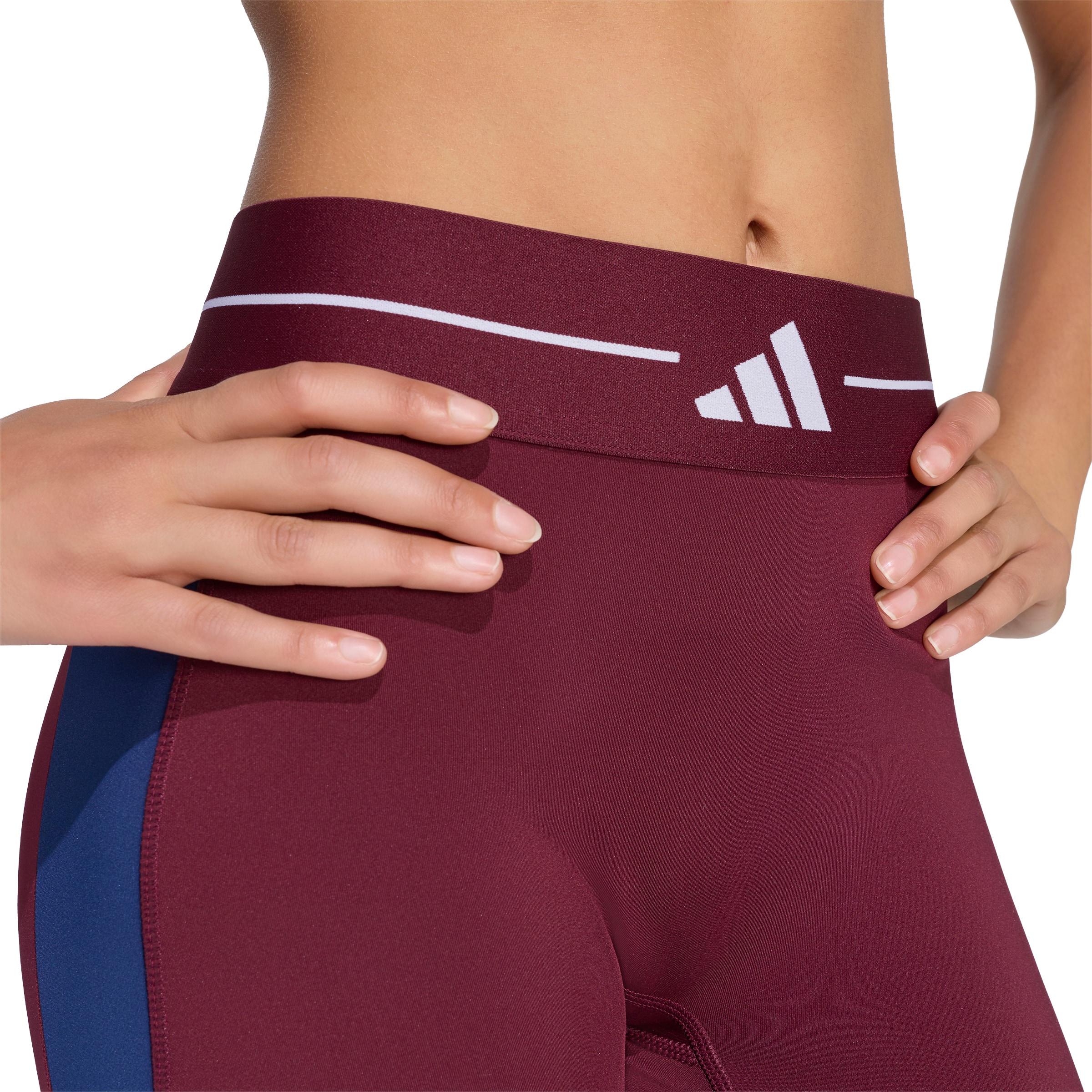 ADIDAS PERFORMANCE Skinny Fit Спортен панталон 'HYG DNA' в кафяво