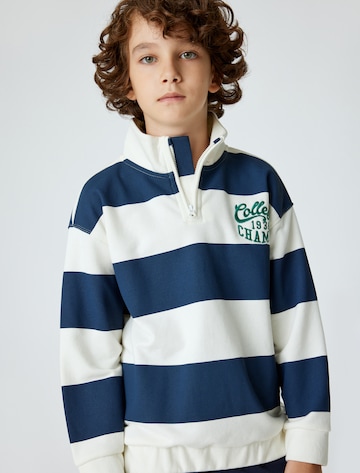 Koton Sweatshirt in White: front