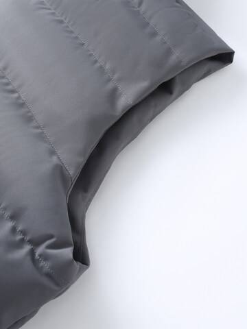 ALLTHEMEN Vest 'Wärmetrage' in Grey