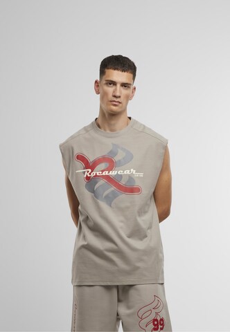 ROCAWEAR Μπλουζάκι ' ' σε γκρι: μπροστά