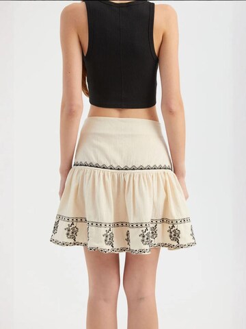 Gonna di Hiccup in beige