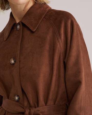 Cappotto di mezza stagione di WE Fashion in marrone