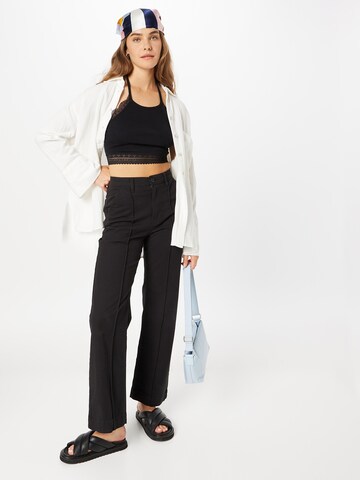 Top 'Cleo' di ABOUT YOU in nero