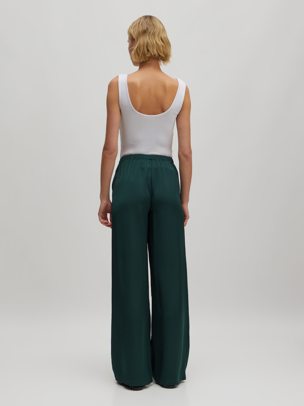 EDITED Produkte Hose 'Elodie' grün