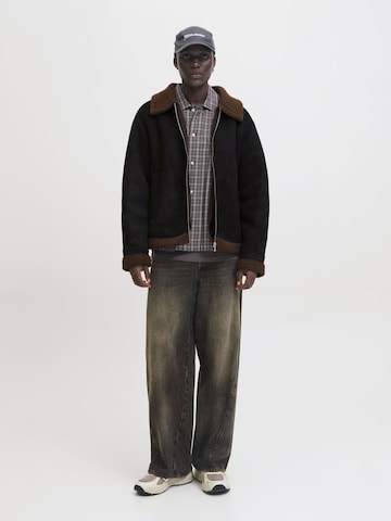 Veste mi-saison JACK & JONES en noir