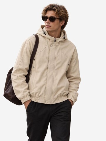 Veste d’hiver Danger en beige
